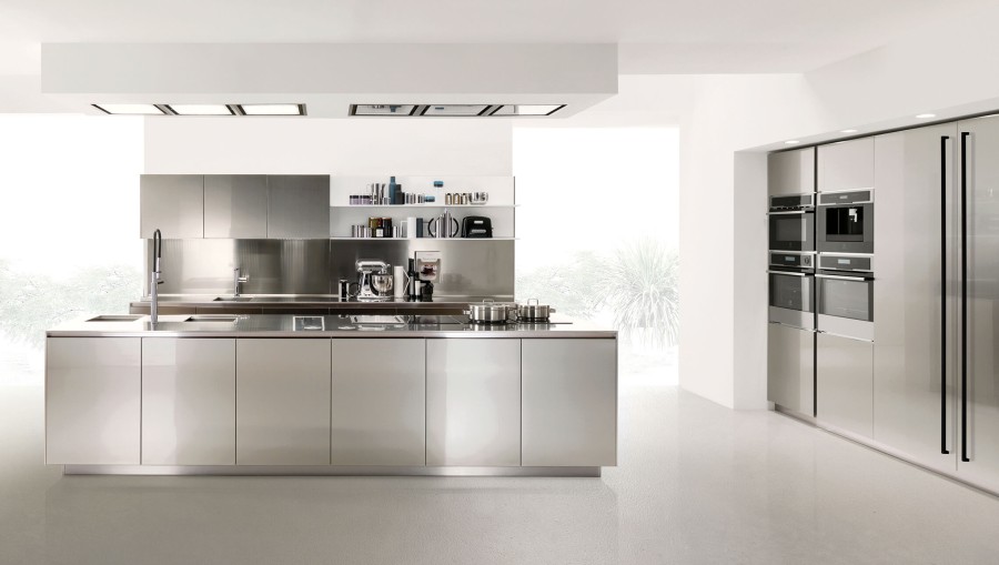 Cucine moderne in acciaio firmate Euromobil