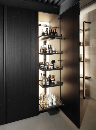 Basi e colonne attrezzate per cucine componibili